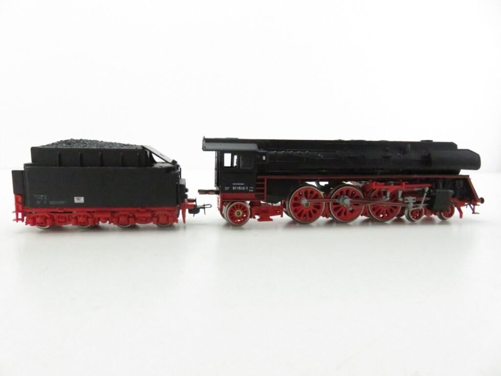 P#0013 Locomotiva Piko BR01.5 HO bir1146 piko 1617781 dampflok br 01 1512 1 der drg mit tender modellbahn ankauf ankauf modelleisenbahn 8