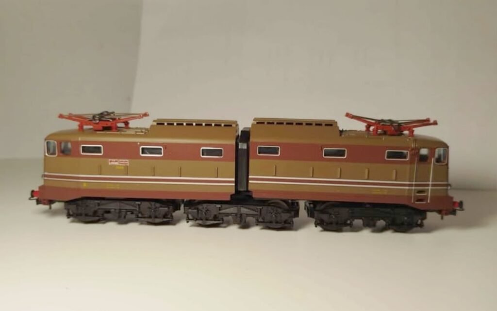 #0019 Locomotiva Lima E645 080 HO img 20260206 230303