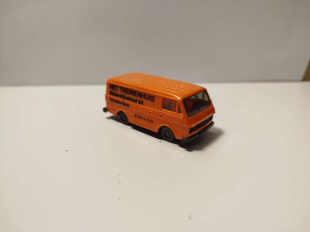 #0022 Automezzo herpa wv furgone HO img 20260209 230906 (1)