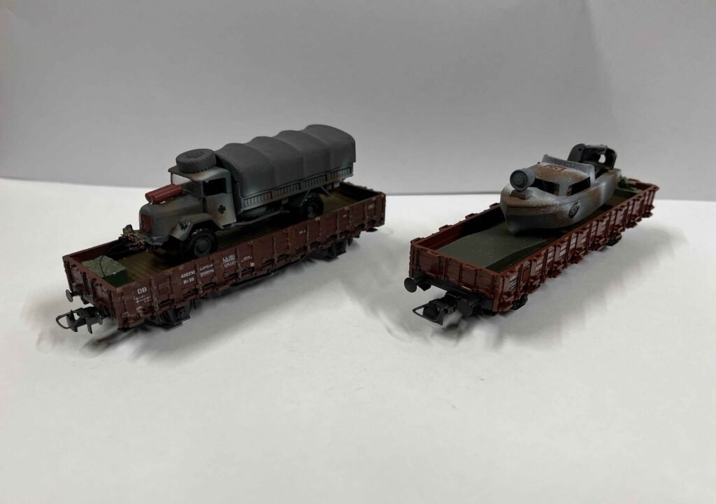 #0206 Convoglio 2 Carri Militari con Veicoli img 7638